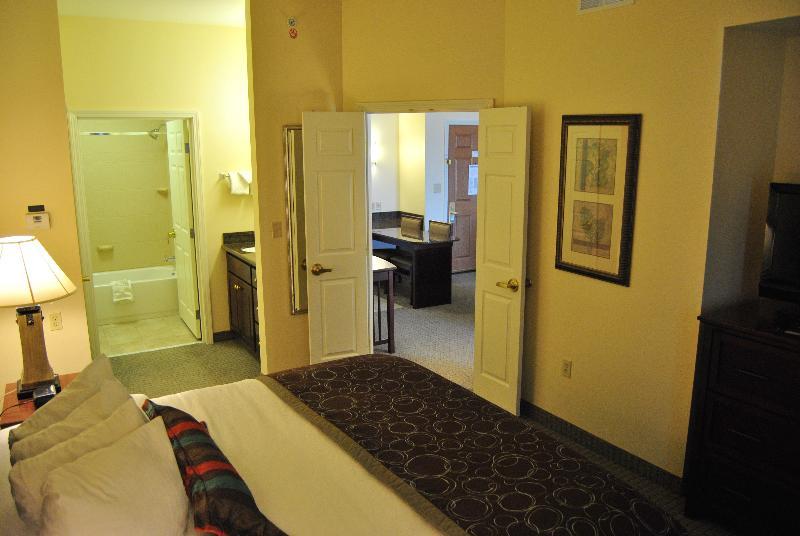 Staybridge Suites Lansing-Okemos, An Ihg Hotel Dış mekan fotoğraf