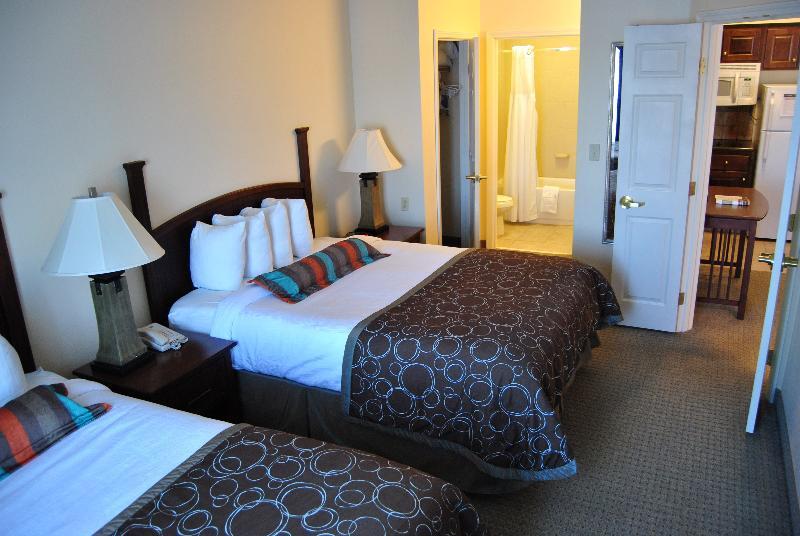 Staybridge Suites Lansing-Okemos, An Ihg Hotel Dış mekan fotoğraf